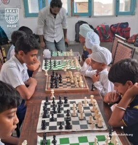 Rising Chess Prodigy, 7 year old Sehbaj Singh Shines at Zone Level Chess Tournament