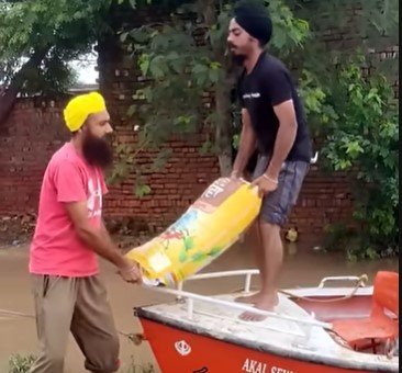 Every Life Matters | At Ferozepur, Provisions for Animals too in Punjab Flood Relief