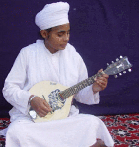 Singing in the Sunshine – stepping in the sail